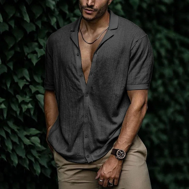 Men’s Vibrant Short-Sleeve Shirt